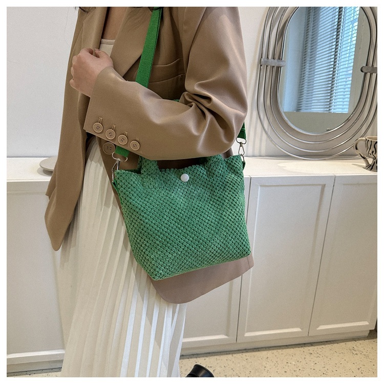 PUMB túi xách nữ túi đeo chéo 2023NEW THỂ THAO Tiện dụng Cute Fashion GDJ2393779 39Z230928