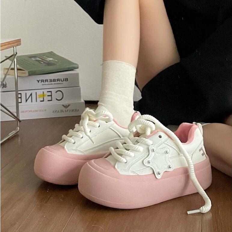Thick-soled big toe shoes women 2023 phong cách mới retro sneakers