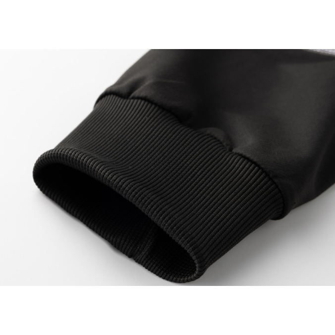 Áo Thun Tay Dài Cổ Tròn Màu Trơn Đơn Giản Thoải Mái Thời Trang Thu Đông Cho Nam