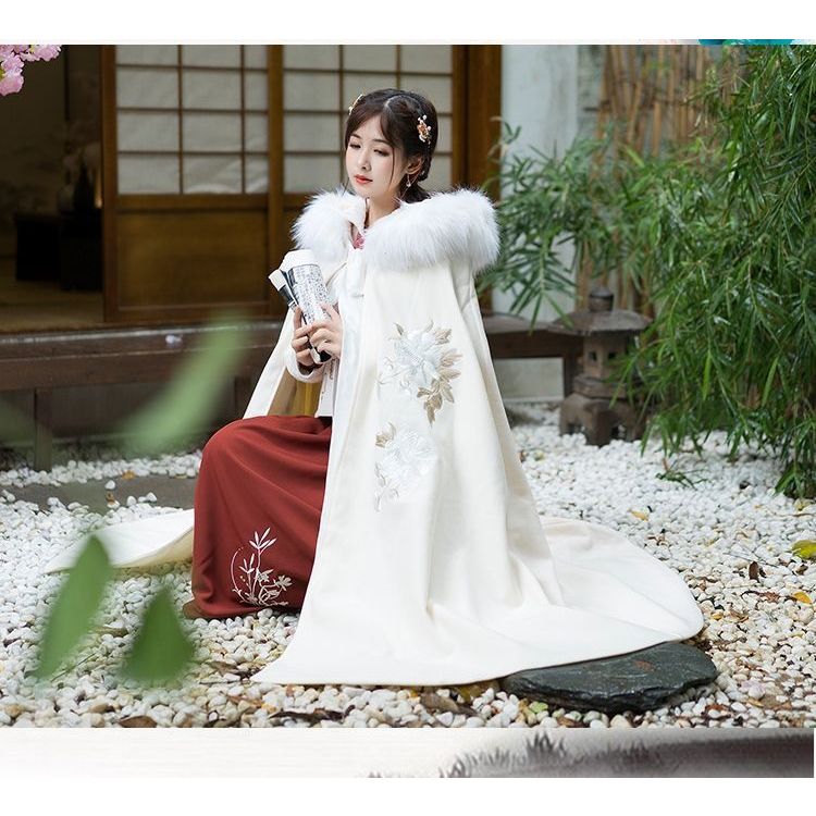 Áo Choàng Hán Phục Dáng Dài Có Nón Bằng Lông Cừu Dày Dặn Ấm Áp Thêu Họa Tiết Thời Trang Thu Đông Cho Nữ