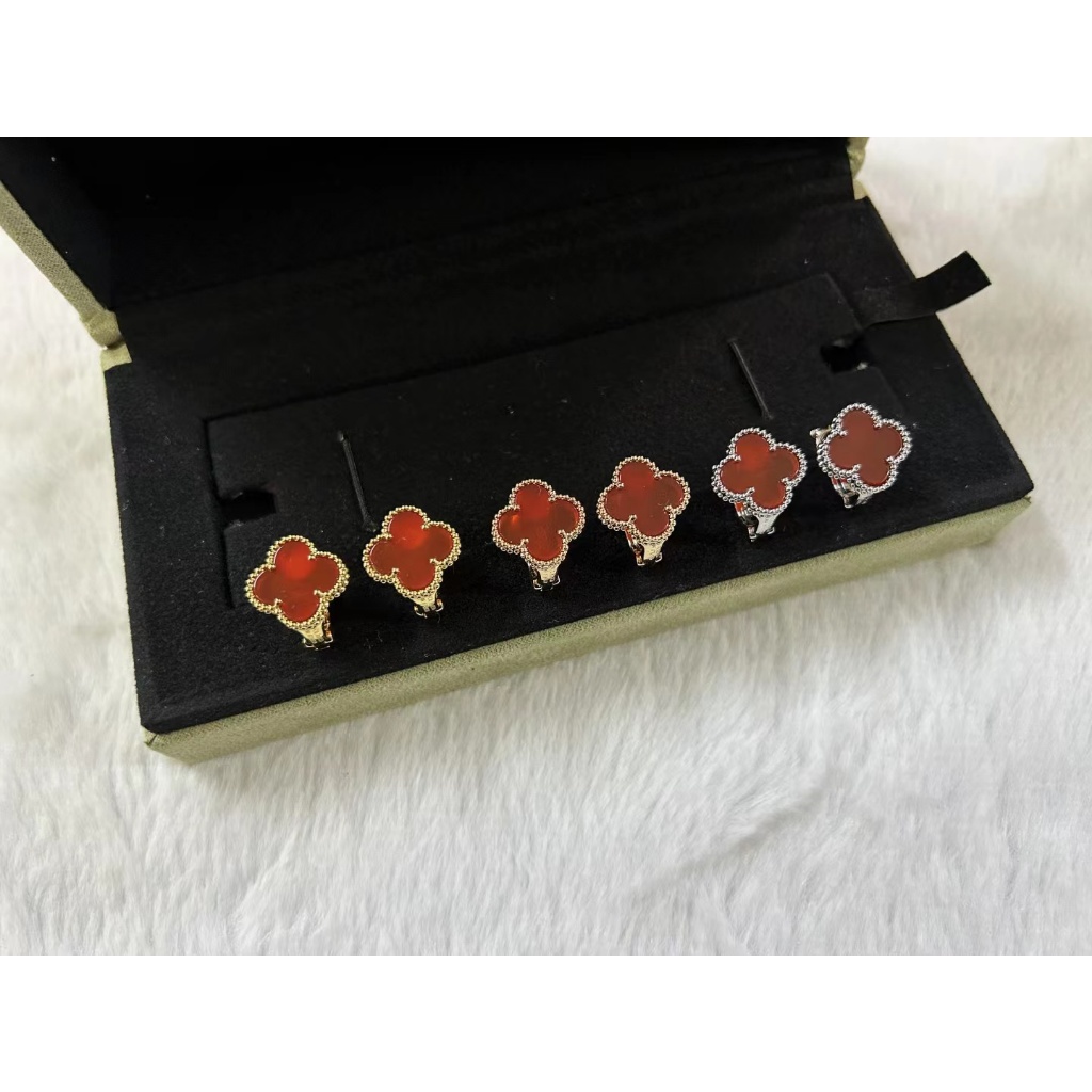Bông Tai vca van cleef & arpels Màu Đỏ Trung Bình