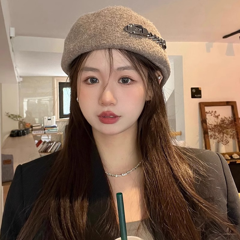 Mũ beret Phối Dây Xích Phong Cách Hàn Quốc Thời Trang Thu Đông Cho Nữ