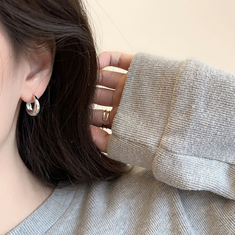 Bông Tai Dạng Nhẫn Màu Trơn Đơn Giản Chất Lượng Cao