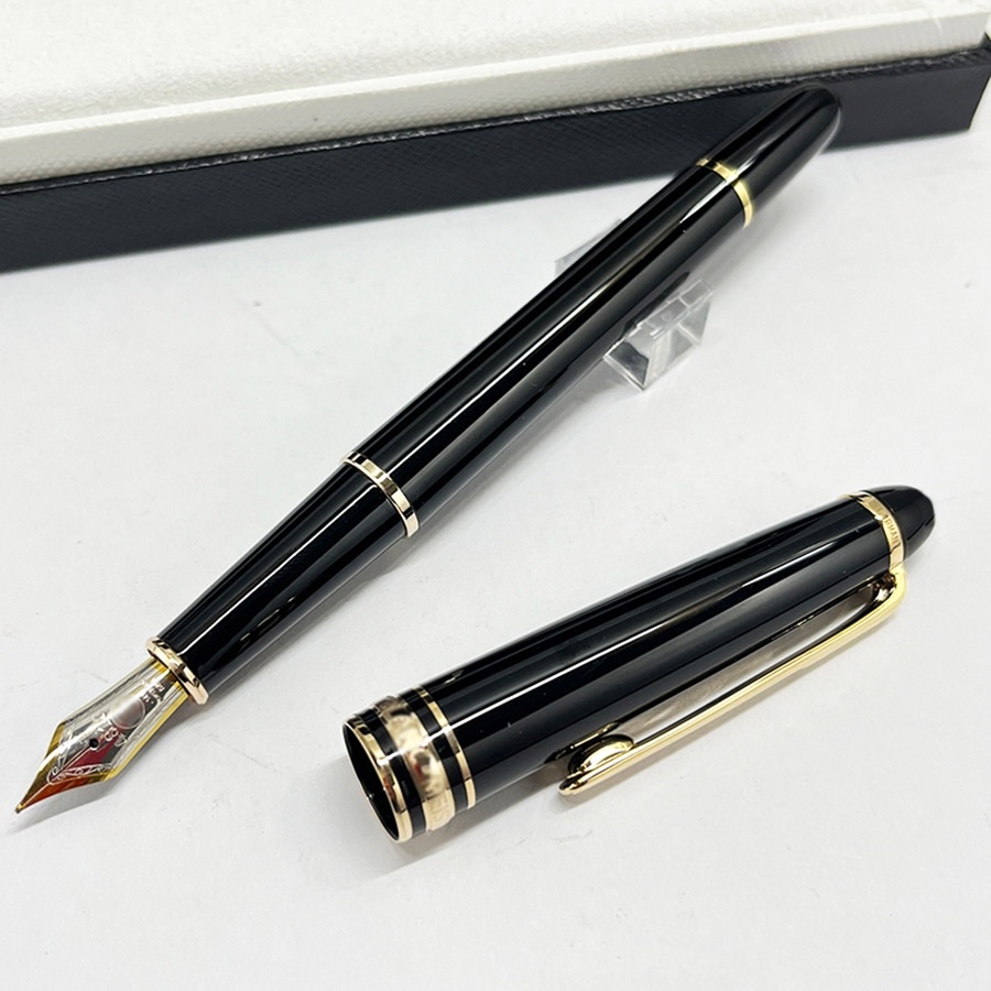 Mb Bút Máy taipan 163 resin Đen Vàng