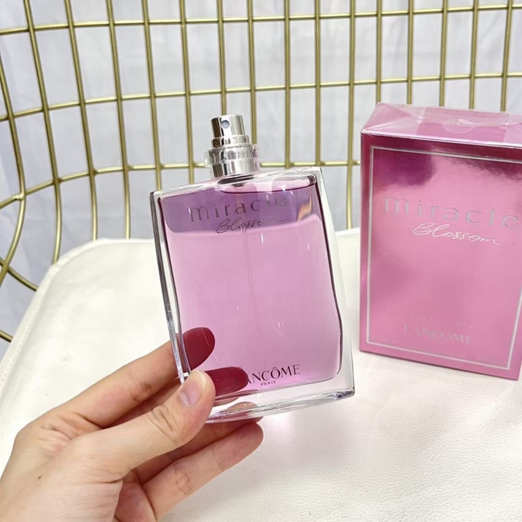 Nước Hoa Lancome Hương Thơm Hoa Thần Kỳ Lâu Phai Và Làm Mới Làn Da 100ml