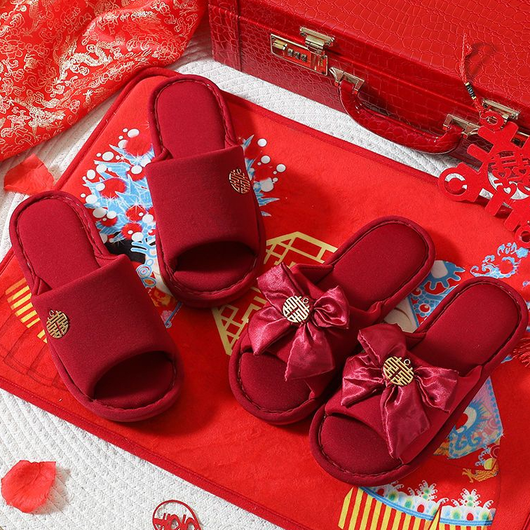 Set 2 Đôi Dép Đi Trong Nhà Màu Đỏ Dành Cho Cặp Đôi