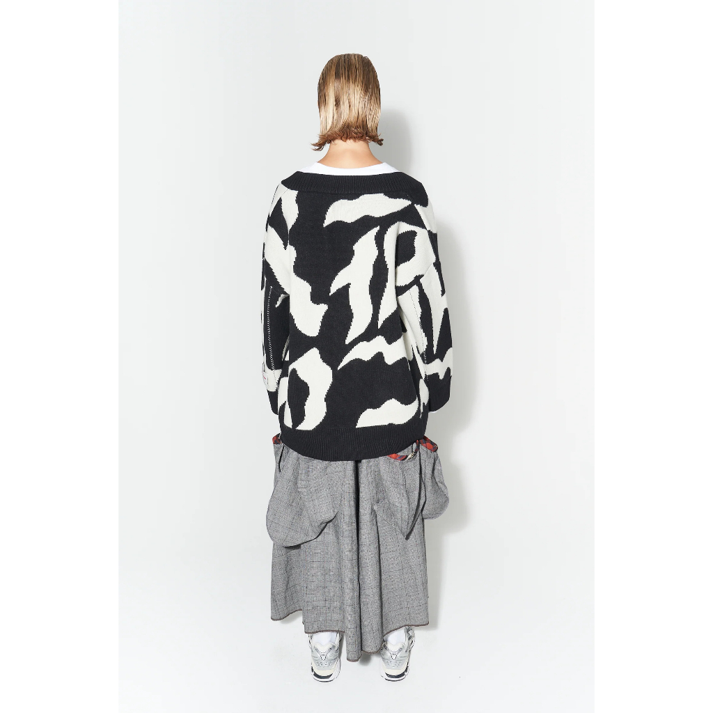 RRR123 New Vintage Black and White Contrast Jacquard Knitted V-neck Cardigan Loose Coat