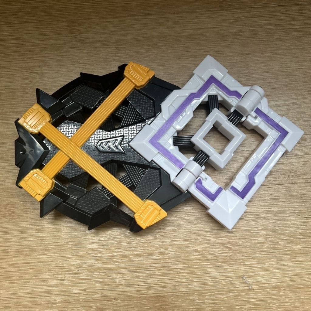 Kamen Rider ZERO-ONE  |  Dx Progrise Key | ARK SCORPION |  Character Lines faceplate
