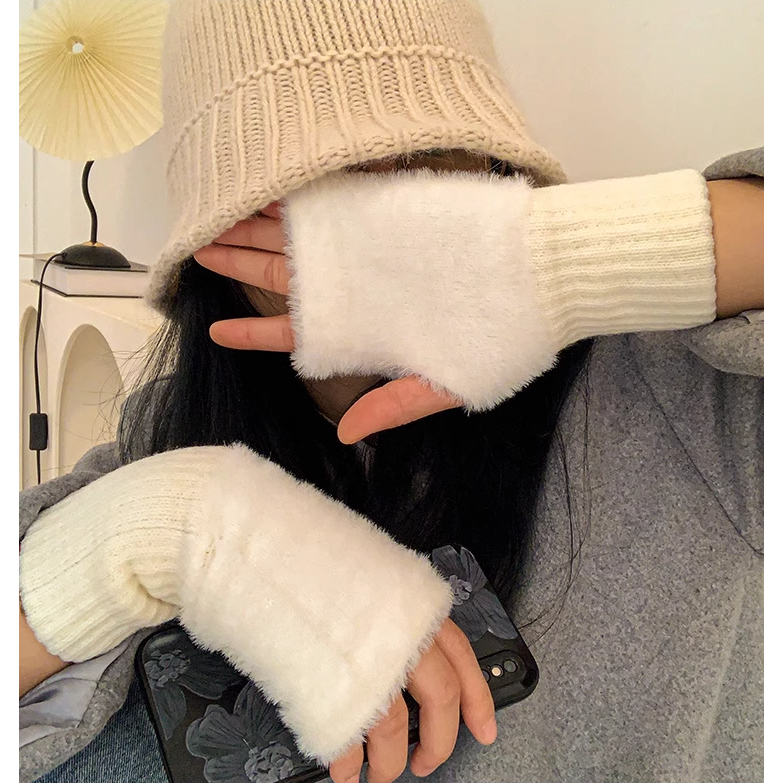 Găng Tay Lông Hở Ngón Thời Trang Hàn Quốc