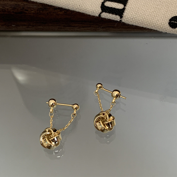 Bông Tai Kim Loại Thắt Nút Phong Cách retro Thời Trang Đơn Giản Dễ Phối Đồ Dành Cho Phụ Nữ Trung Niên