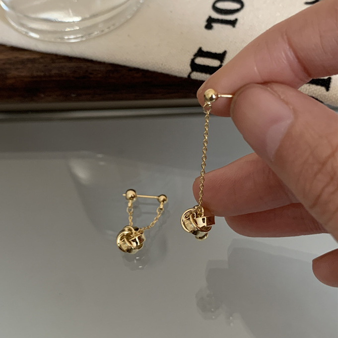 Bông Tai Kim Loại Thắt Nút Phong Cách retro Thời Trang Đơn Giản Dễ Phối Đồ Dành Cho Phụ Nữ Trung Niên