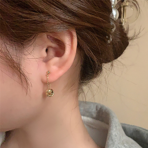 Bông Tai Kim Loại Thắt Nút Phong Cách retro Thời Trang Đơn Giản Dễ Phối Đồ Dành Cho Phụ Nữ Trung Niên