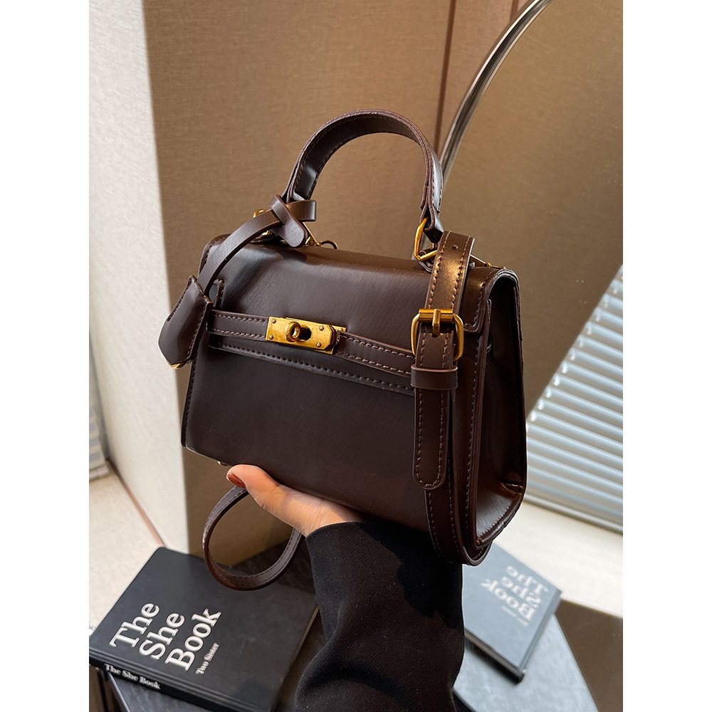 Yellow túi xách nữ túi đeo chéo 2023NEW Popular Korean phù hợp du lịch Dành Cho Nữ GDJ2300BRG 41Z231013