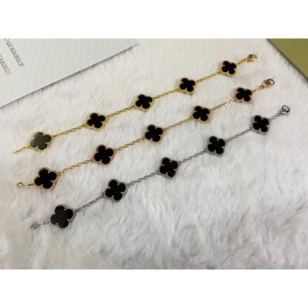 Van cleef & arpels Vòng Tay Cỏ Bốn Lá Đính Kim Cương Đen