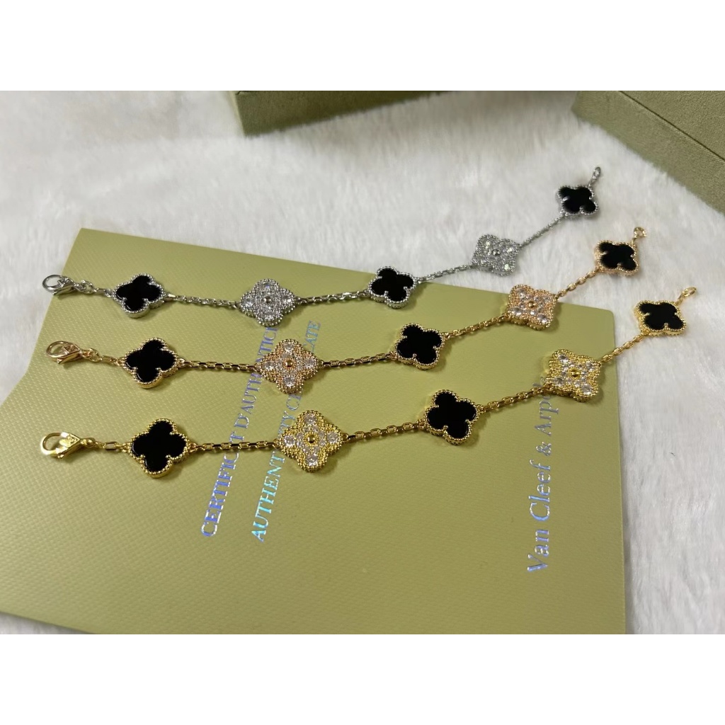 Van cleef & arpels Vòng Tay Cỏ Bốn Lá Đính Kim Cương Đen