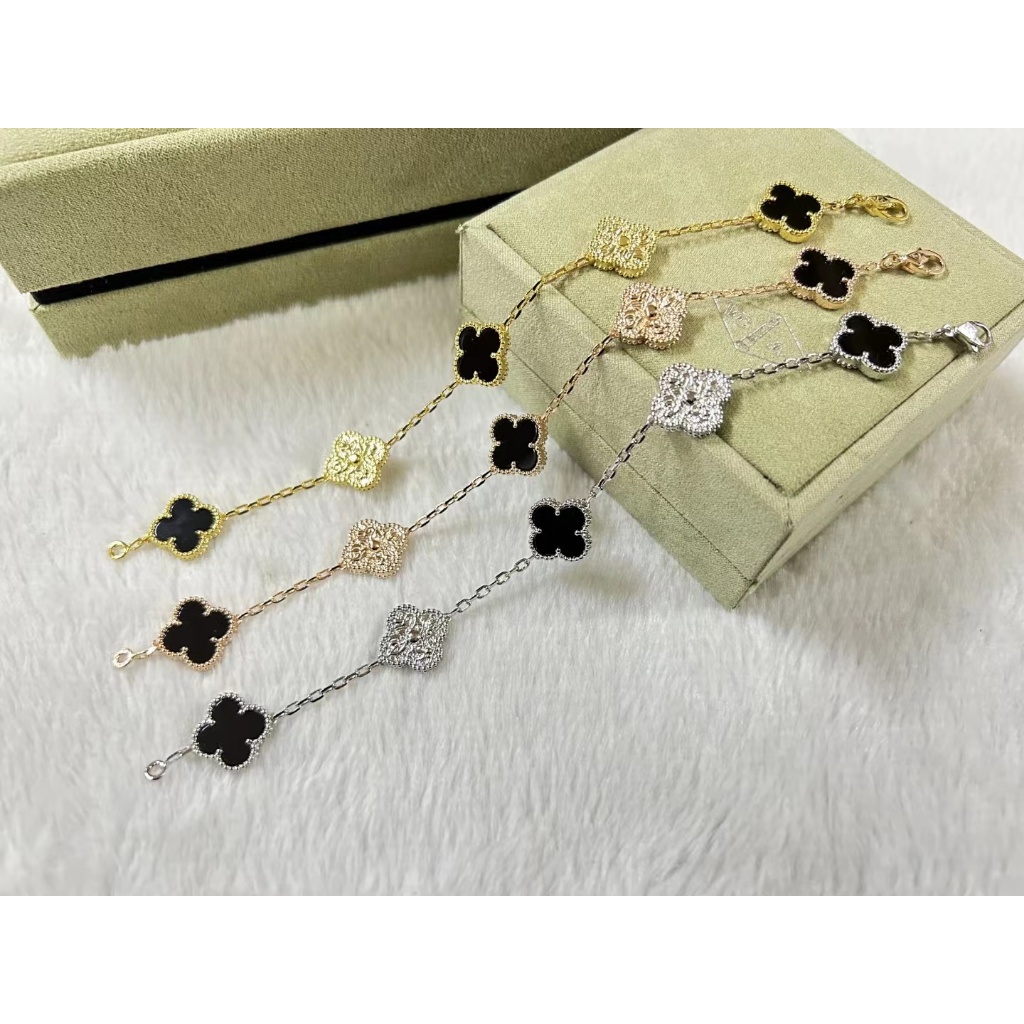 Van cleef & arpels Vòng Tay Cỏ Bốn Lá Đính Kim Cương Đen