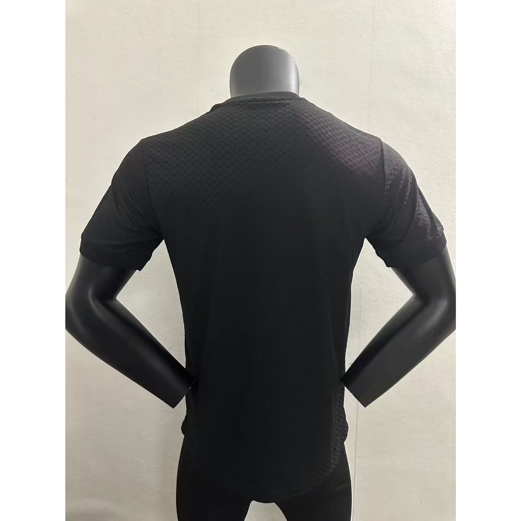 23-24 Real- Mad-rid  Áo bóng đá màu đen Quần áo tập luyện S-2XL * Chất lượng cao * T-shirt