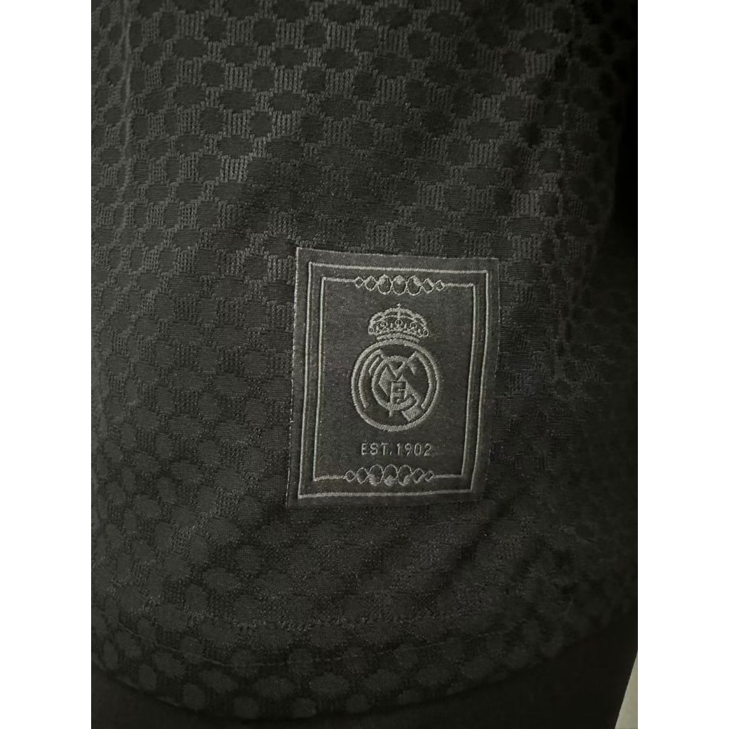 23-24 Real- Mad-rid  Áo bóng đá màu đen Quần áo tập luyện S-2XL * Chất lượng cao * T-shirt