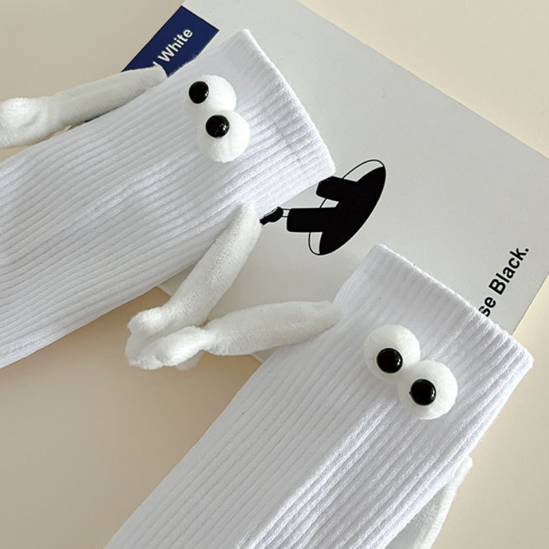 Vớ cotton Mềm Mại Thấm Hút Mồ Hôi Chống Dầu Hình Búp Bê Đôi Mắt To Hoạt Hình Vui Nhộn Cá Tính Thoải Mái