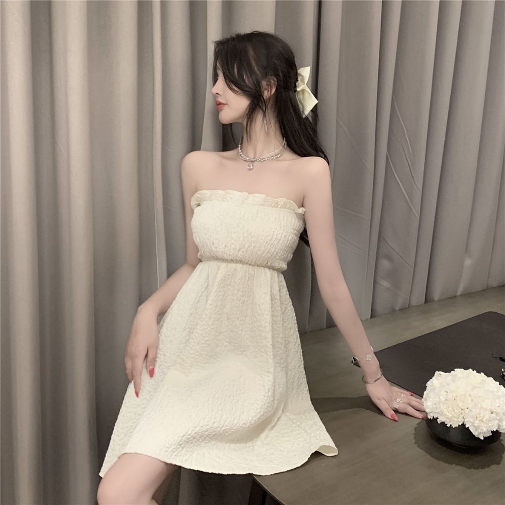 Đầm Cổ Phẳng Thời Trang Mùa Hè 2023✨✨Váy Ngắn Ôm Eo Quyến Rũ