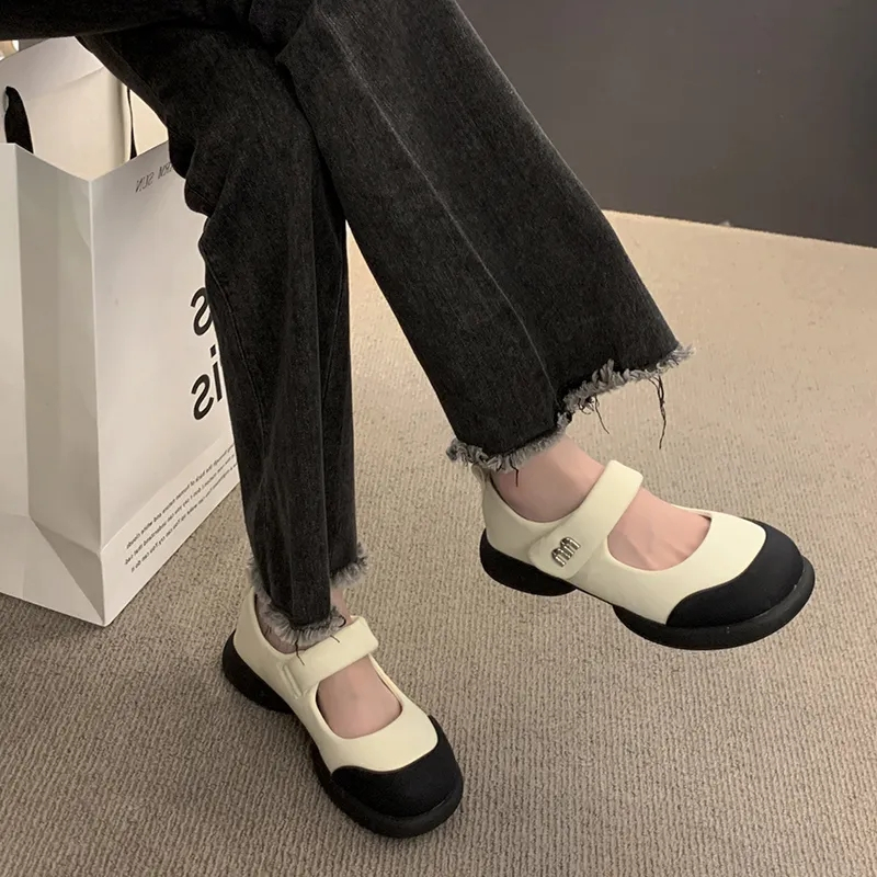 Ugly Giày Búp Bê mary jane Miệng Nông Đế Dày Quai Dán Thiết Kế Đơn Giản Dễ Phối Đồ Cho Nữ