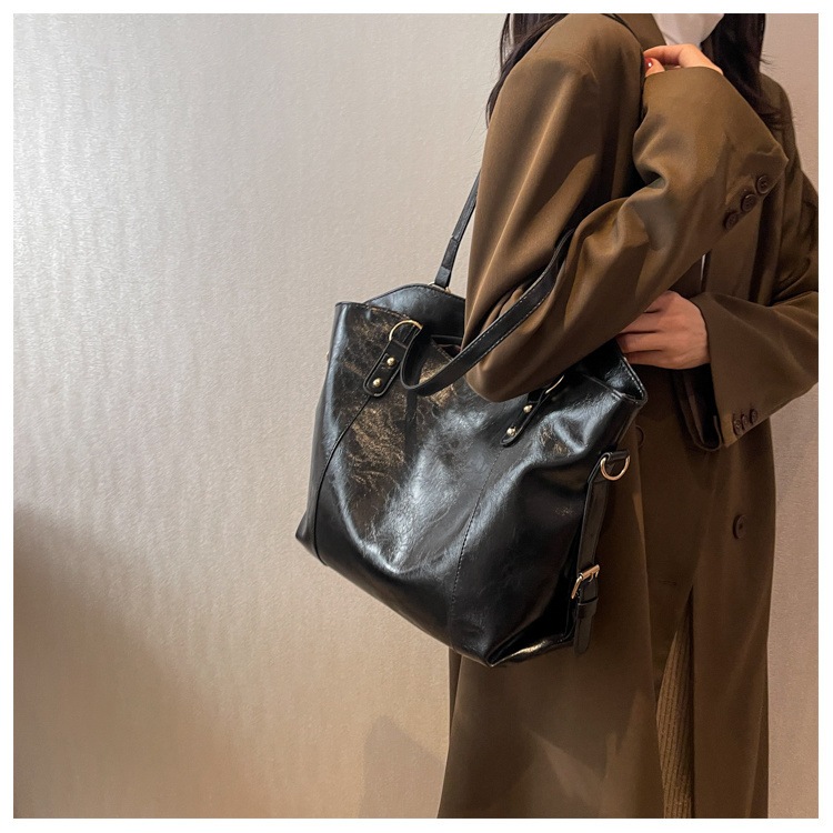 URBAN túi xách nữ túi đeo chéo kẹp nách đeo vai 2023NEW GDJ0CF 36Z230904