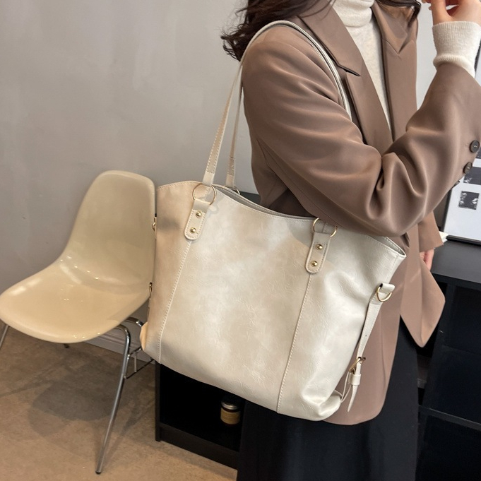 URBAN túi xách nữ túi đeo chéo kẹp nách đeo vai 2023NEW GDJ0CF 36Z230904