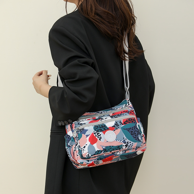 Túi Đeo Chéo Vai Thời Trang Mới Dành Cho Đi Du Lịch Ngoài Trời