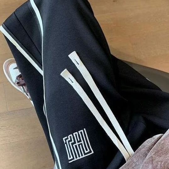 Quần Dài Dáng Rộng Màu Xám Phong Cách hip hop Đường Phố Thời Trang Thu Đông 2023