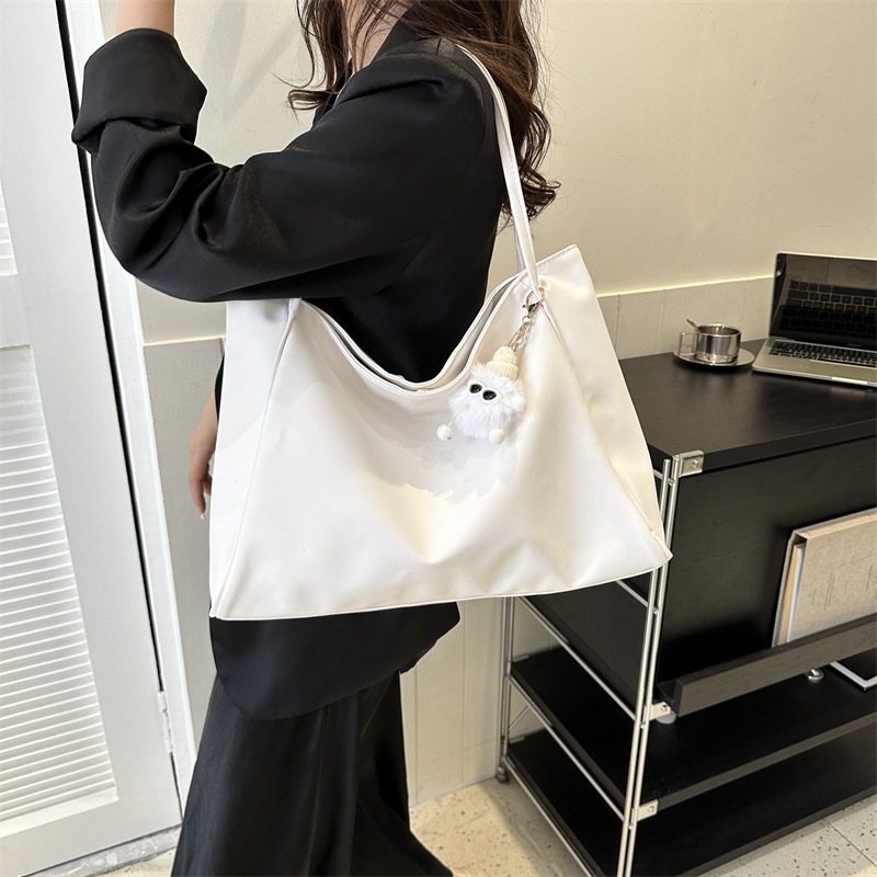 URBAN túi xách nữ tote công sở văn phòng to đeo vai đi học đi làm 2023NEW Quyến rũ Vintage Korean  thích hợp sử dụng hàng ngày GTT23A00M4 42Z231018