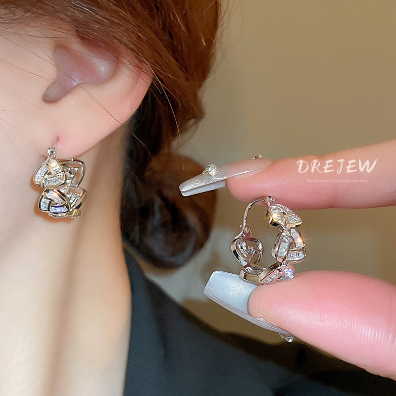 Drejew Bông Tai Hình Tam Giác Rỗng Đính Đá zircon Nhẹ Cao Cấp Phong Cách Cá Tính Sang Trọng Không Gây Dị Ứng Dành Cho Nữ