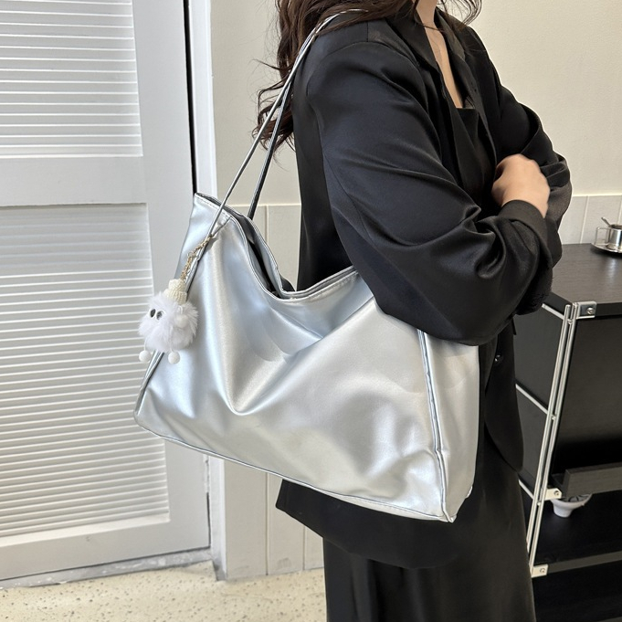 URBAN túi xách nữ tote công sở văn phòng to đeo vai đi học đi làm 2023NEW Quyến rũ Vintage Korean  thích hợp sử dụng hàng ngày GTT23A00M4 42Z231018