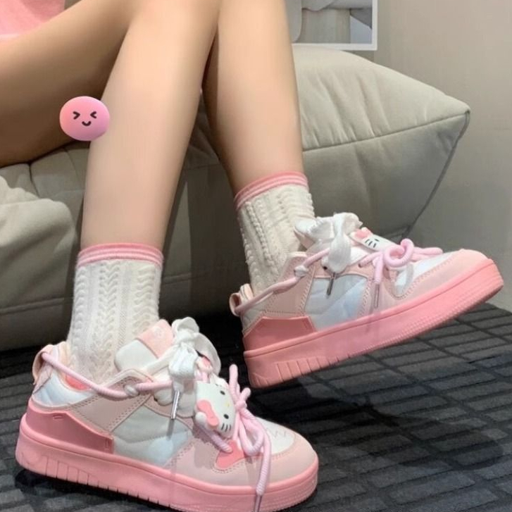 🔥Chất lượng cao🔥Giày Thể Thao Nữ Màu Hồng Giày Sneaker Đế Dày Giày Bánh Mì Bách Đáp Phong Cách Thời Trang Hello Kitty Dễ Thương