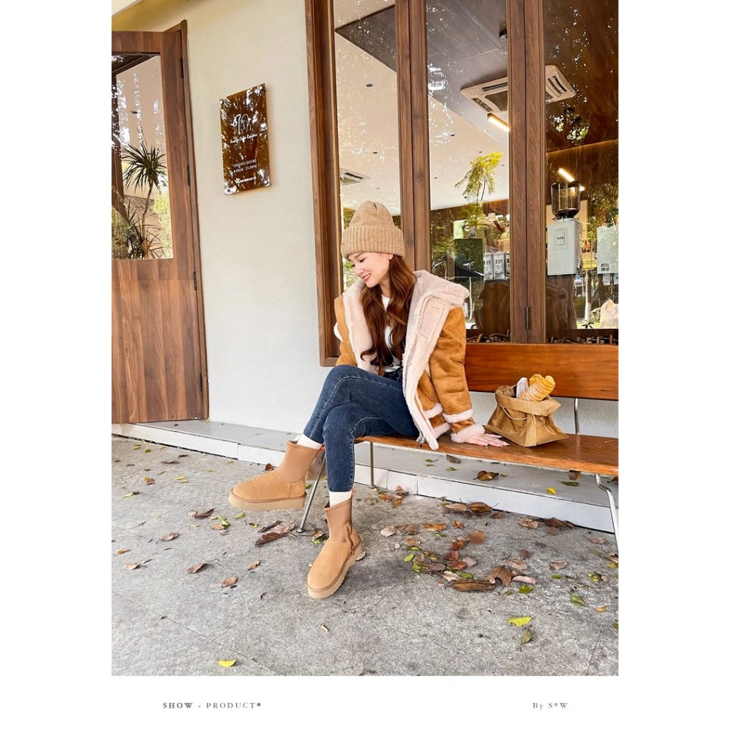 Giày Bốt Đi Tuyết Lót Lông Cừu Dày Dặn Phong Cách Mới 2023