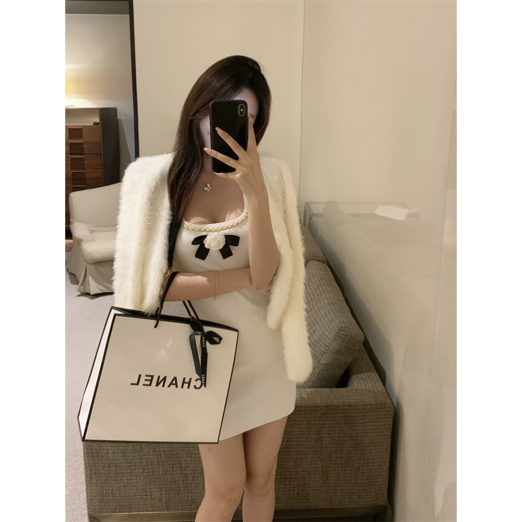 Set Đầm Ôm Dáng + Áo Khoác Len Lông Chồn Phối Khóa Kim Loại Thời Trang