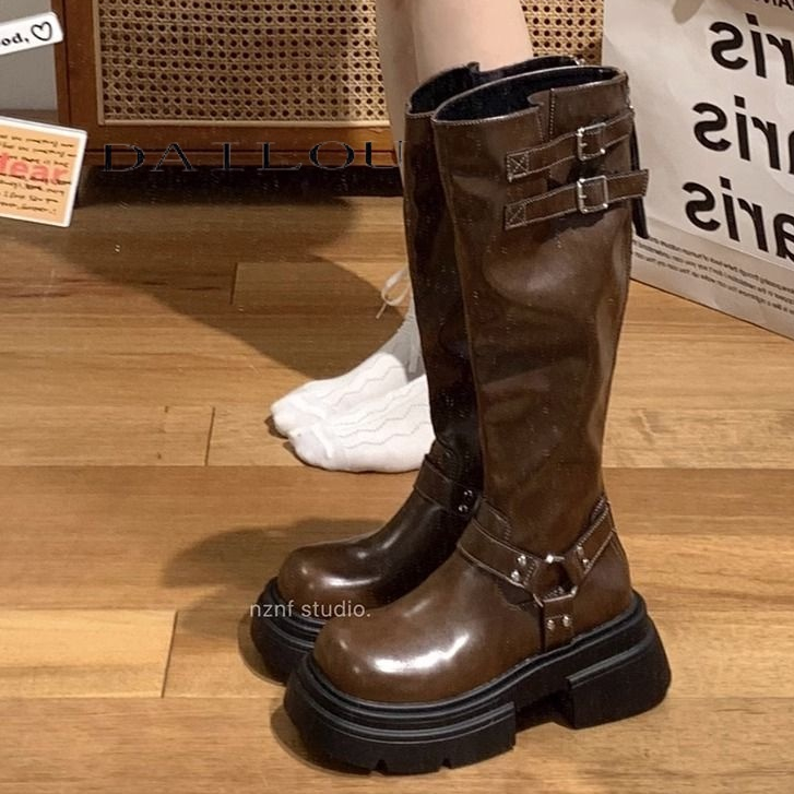 DAILOU giày nữ boot nữ bột boot Thời trang trăm mốt 2023 HOTSALE Đi biển Thoải mái Dễ dàng phối đồ Độc đáo FSX23A0MYM 42Z231019