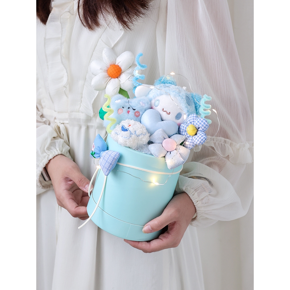 Kuromi Bó Hoa Xi Lanh Ôm Dáng Làm Quà Tặng Sinh Nhật Cho Búp Bê