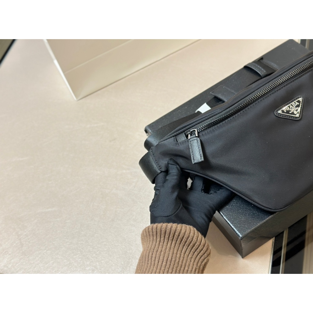 Túi Đeo Chéo prada hobo Phong Cách Mới Đơn Giản Cho Mẹ Và Bé