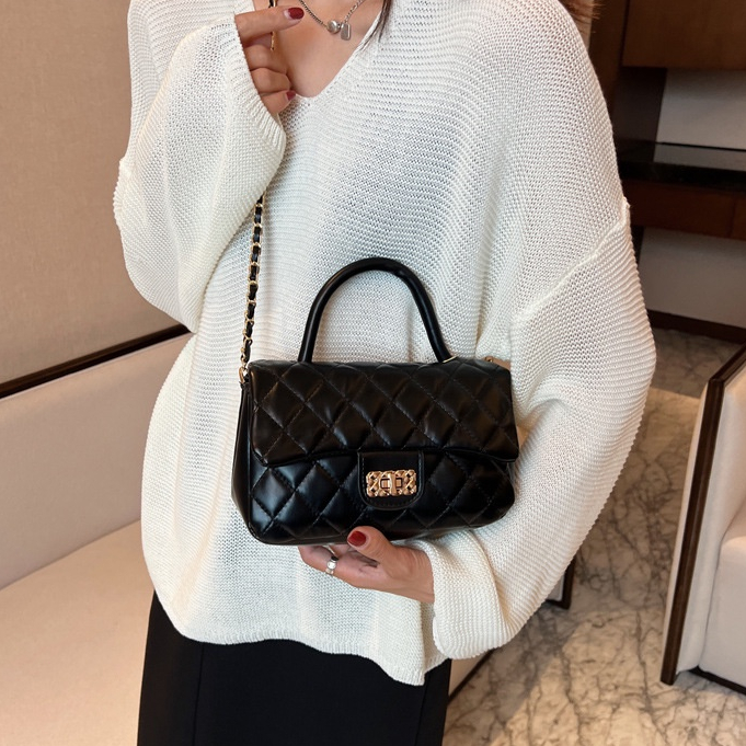 Túi Đeo Chéo Dây Xích Mới 2023 Thời Trang Sành Điệu Dễ Thương Cho Nữ