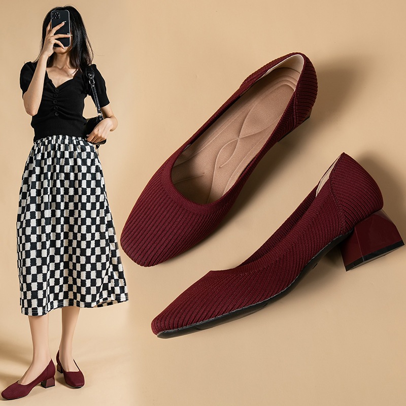 Mới Giày Cao Gót 4cm Đế Dày Mềm Mại Thoáng Khí size Lớn 41-43 Thời Trang Cho Nữ