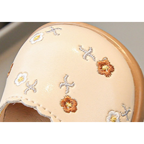 Giày Da Đế Mềm Đính Nơ Thêu Hoa Dành Cho Bé Gái