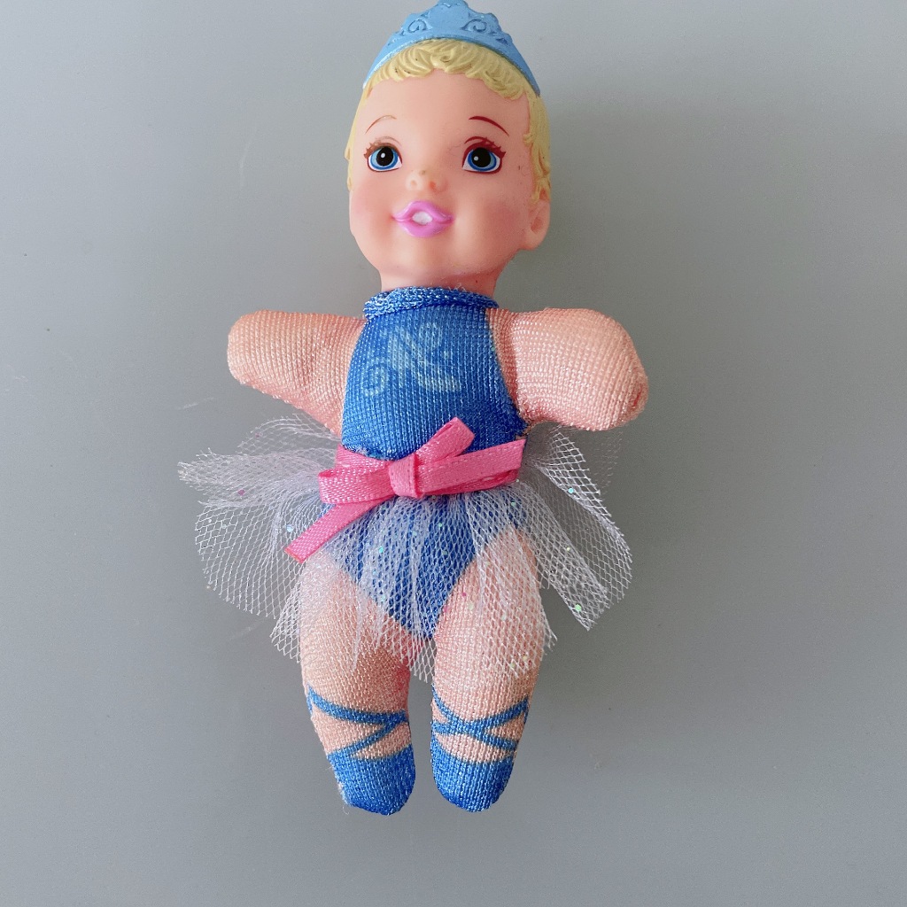Búp Bê barbie 8cm Kèm Váy Và Băng Đô Xinh Xắn