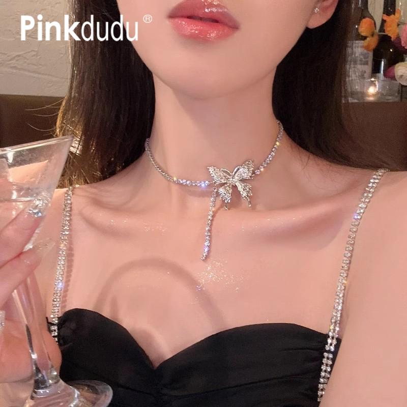 Pinkdu Vòng cổ bướm mới Tính cách Thanh lịch Hợp kim hợp thời trang Rhinestone Xương đòn Chuỗi trang sức Quà tặng cho cô gái PD1671
