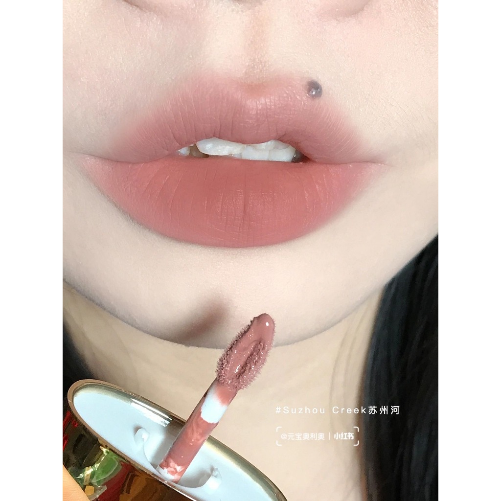 Hết Son Bóng Văn Phòng