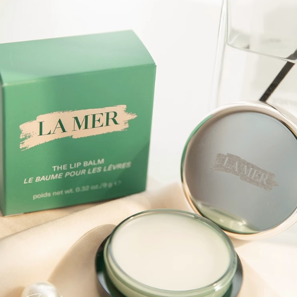 La mer Son Dưỡng Môi Mật Ong Xanh Lam Lam Khắc Phục Da Chết Chống Nứt Nẻ mystery of sea 9g
