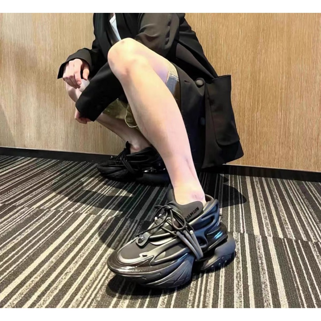 Giày Thể Thao Đế DàY Tăng ChiềU Cao RKC654