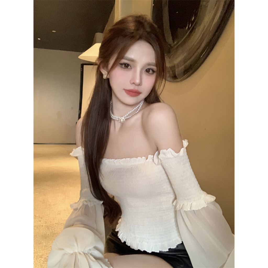 Porozi Áo Kiểu Tay Loe Một Bên Vai Dáng Ôm Xinh Xắn Và Giảm Béo Cho Nữ