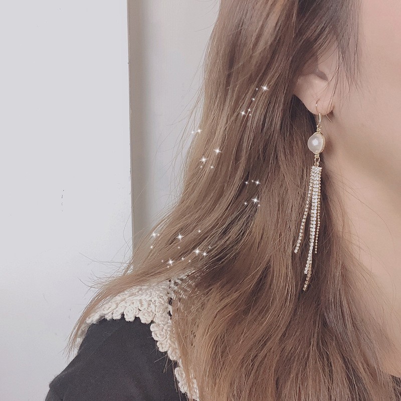 Thời Trang Bông Tai Mạ Vàng 18k Dáng Dài Đính Ngọc Trai Phối Tua Rua Phong Cách Hàn Quốc