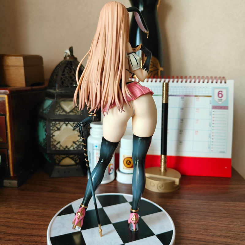 Mô Hình Nhân Vật Cô Gái Thỏ maotaro Cầm Tay Tỉ Lệ 1 / 4 30cm