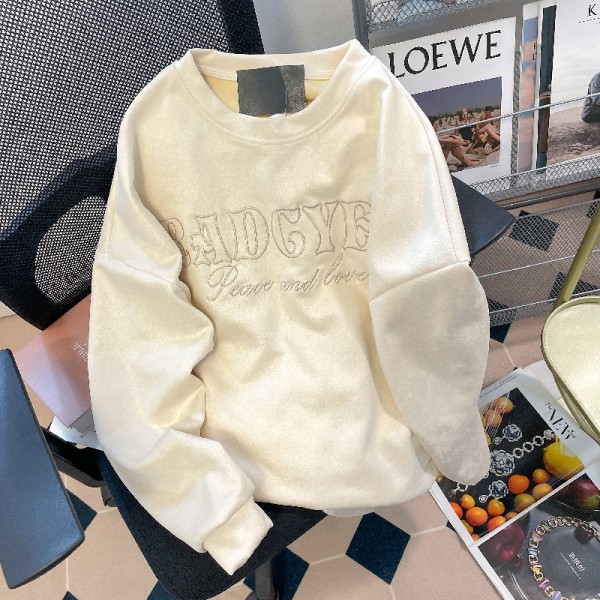 Áo sweater Dáng Rộng Thêu Hình Trái Tim Tình Yêu cupid Mùa Thu Cho Nữ